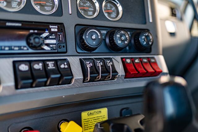 2017 Kenworth T-680 Daycab Tractor Red Deer AB