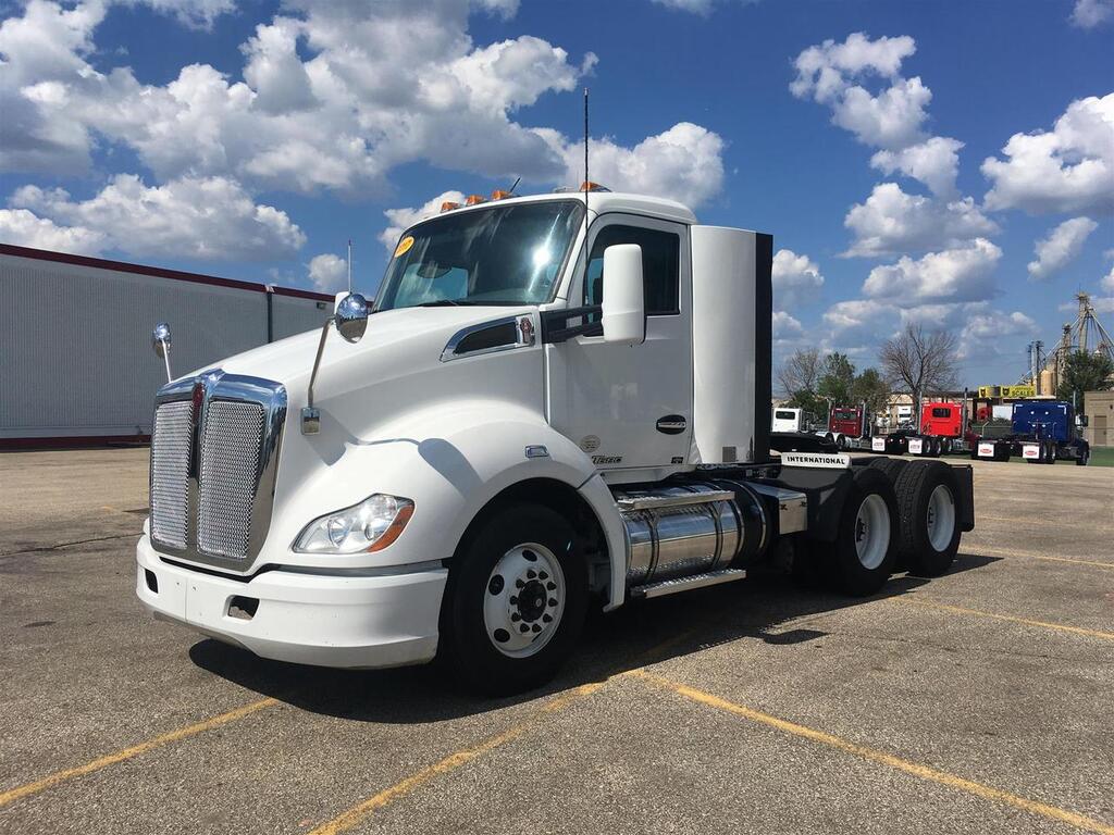 2017 Kenworth T680 Eau Claire MN 2017 Kenworth T680 Eau Claire MN