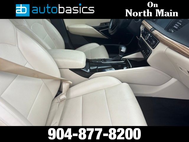 2017 Kia Cadenza Premium Jacksonville FL