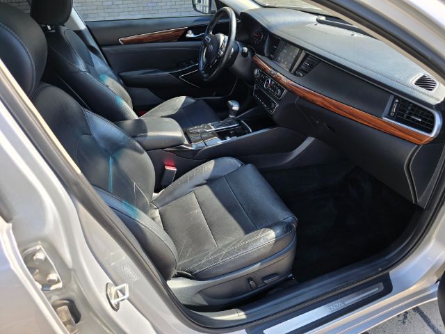 2017 Kia Cadenza Premium San Antonio TX