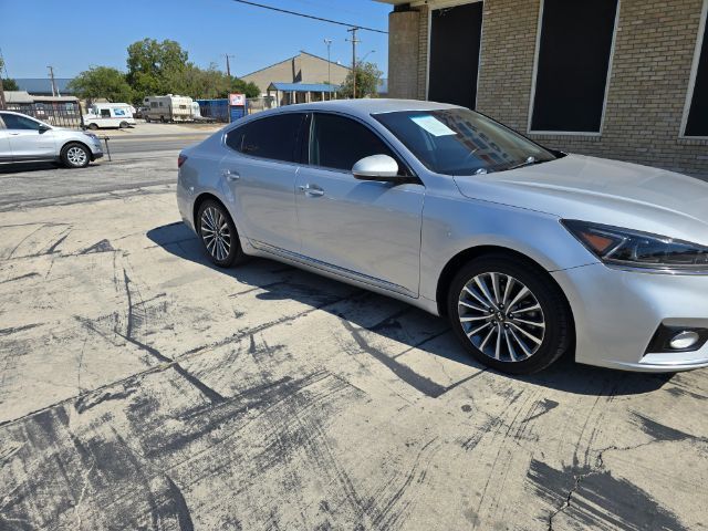 2017 Kia Cadenza Premium San Antonio TX
