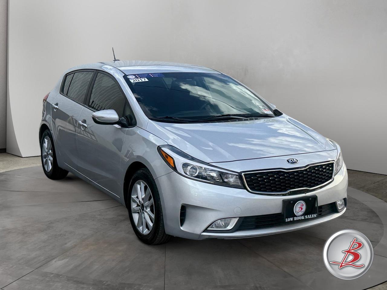 2017 Kia FORTE5 LX