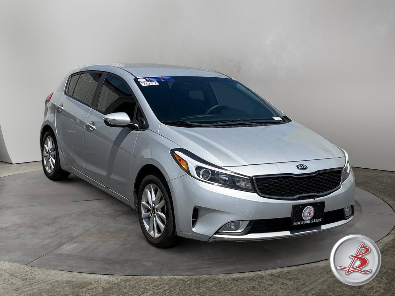 2017 Kia FORTE5 LX