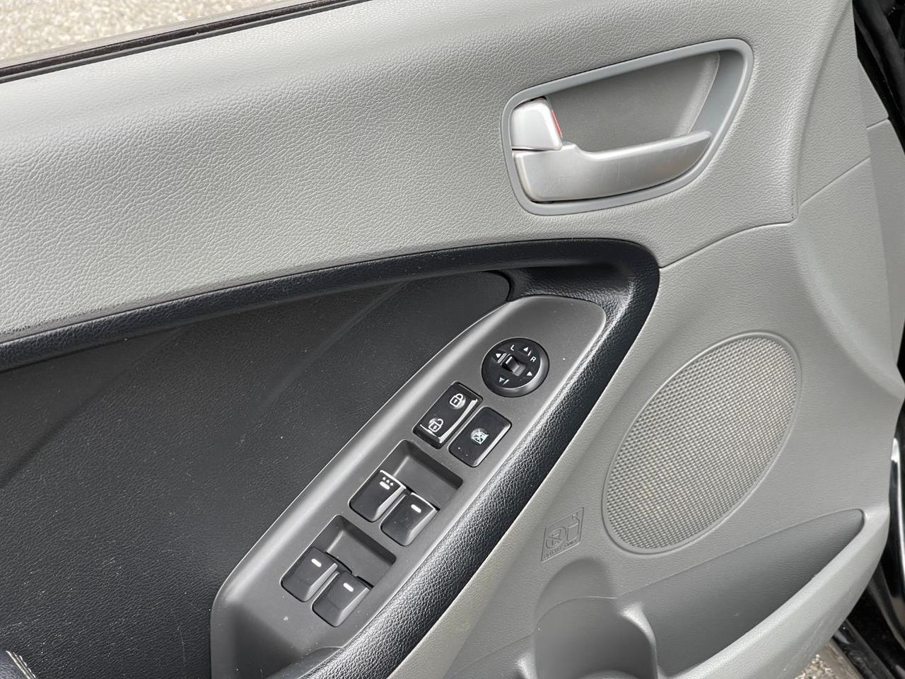 2017 Kia Forte BASE Spokane Valley WA