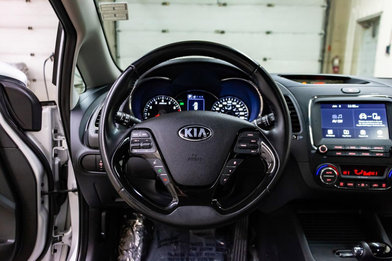 2017 Kia Forte EX Plus Sedan Roof BCam Red Deer AB