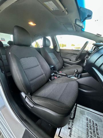 2017 Kia Forte LX 6A Houston TX