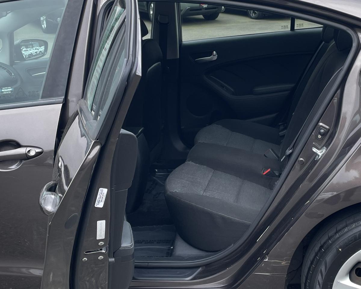 2017 Kia Forte LX Sedan 4D Port Orchard WA