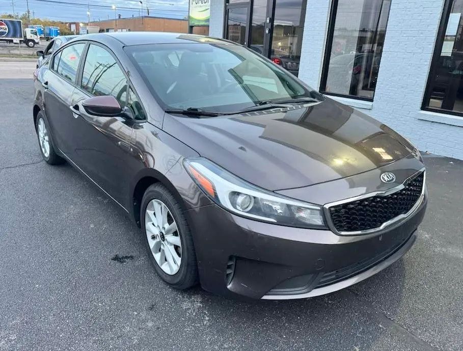 2017 Kia Forte LX Sedan 4D