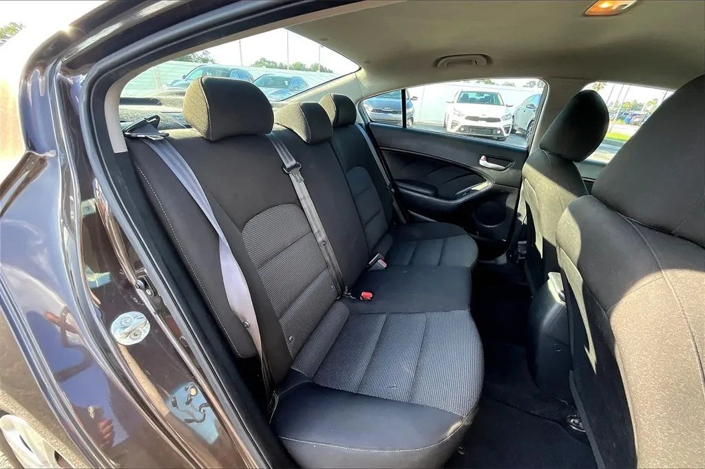 2017 Kia Forte LX Sedan 4D Maitland FL