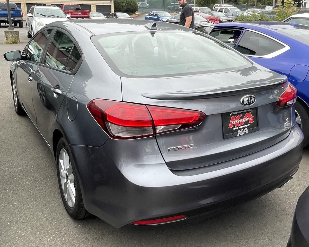 2017 Kia Forte S Sedan 4D Port Orchard WA