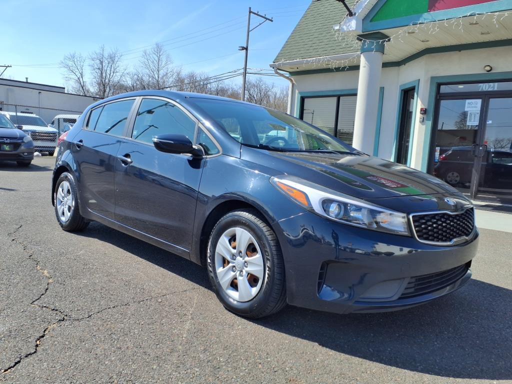 2017 Kia Forte5 LX
