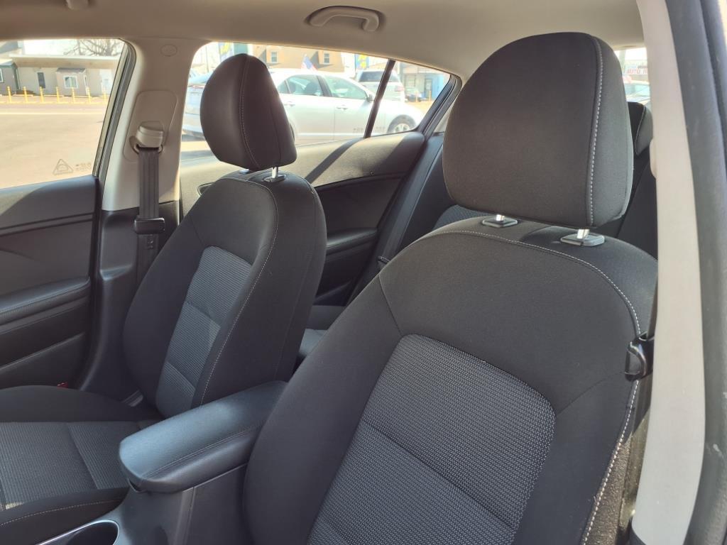 2017 Kia Forte5 LX Levittown PA