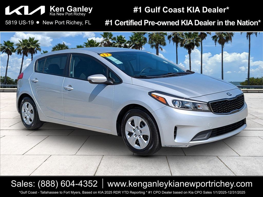 2017 Kia Forte5 LX