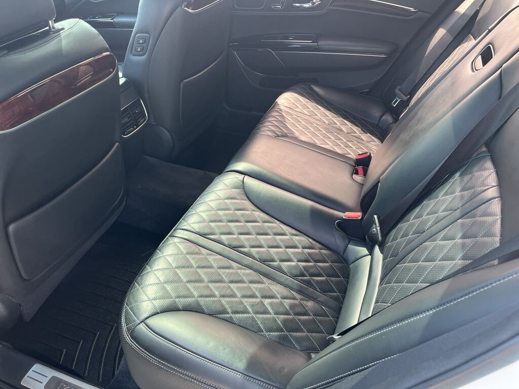 2017 Kia K900 Luxury Wilmington NC