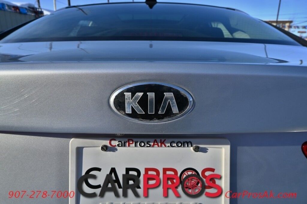 2017 Kia Optima EX - Premium Pkg - Heated & Cooled Leather Seats - Heated Steering Wheel -Navigation - Panoramic Sunroof - Blind Sport Assist & Rear Cross Traffic Alert - Push to Start - Bluetooth - Backup Camera Anchorage AK