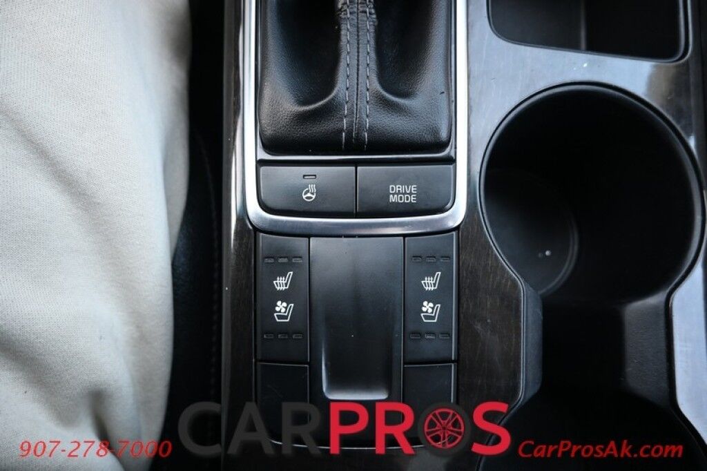 2017 Kia Optima EX - Premium Pkg - Heated & Cooled Leather Seats - Heated Steering Wheel -Navigation - Panoramic Sunroof - Blind Sport Assist & Rear Cross Traffic Alert - Push to Start - Bluetooth - Backup Camera Anchorage AK