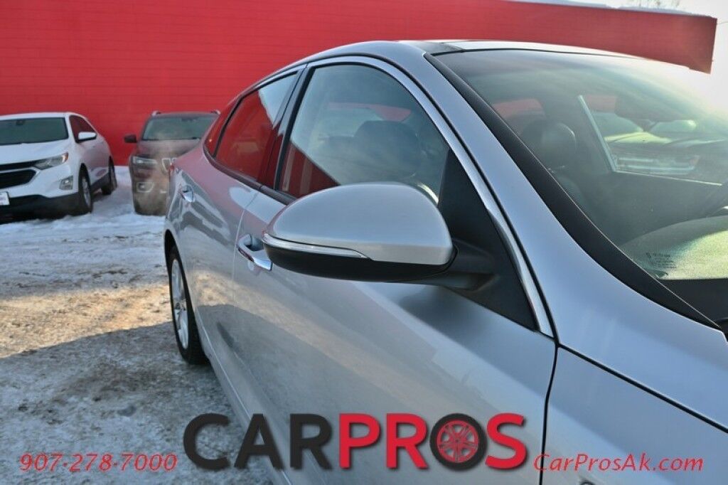 2017 Kia Optima EX - Premium Pkg - Heated & Cooled Leather Seats - Heated Steering Wheel -Navigation - Panoramic Sunroof - Blind Sport Assist & Rear Cross Traffic Alert - Push to Start - Bluetooth - Backup Camera Anchorage AK