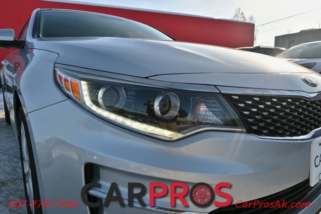 2017 Kia Optima EX - Premium Pkg - Heated & Cooled Leather Seats - Heated Steering Wheel -Navigation - Panoramic Sunroof - Blind Sport Assist & Rear Cross Traffic Alert - Push to Start - Bluetooth - Backup Camera Anchorage AK