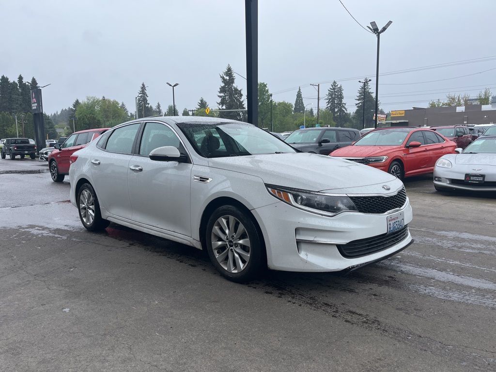 2017 Kia Optima LX