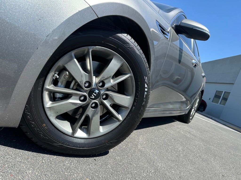 2017 Kia Optima LX