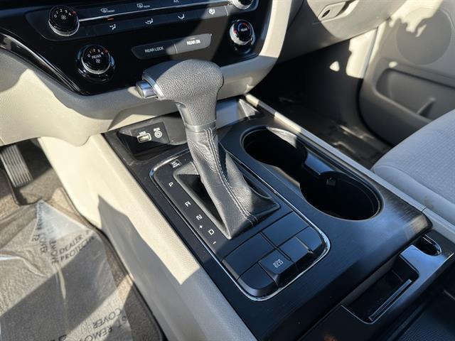 2017 Kia Sedona L Tucson AZ