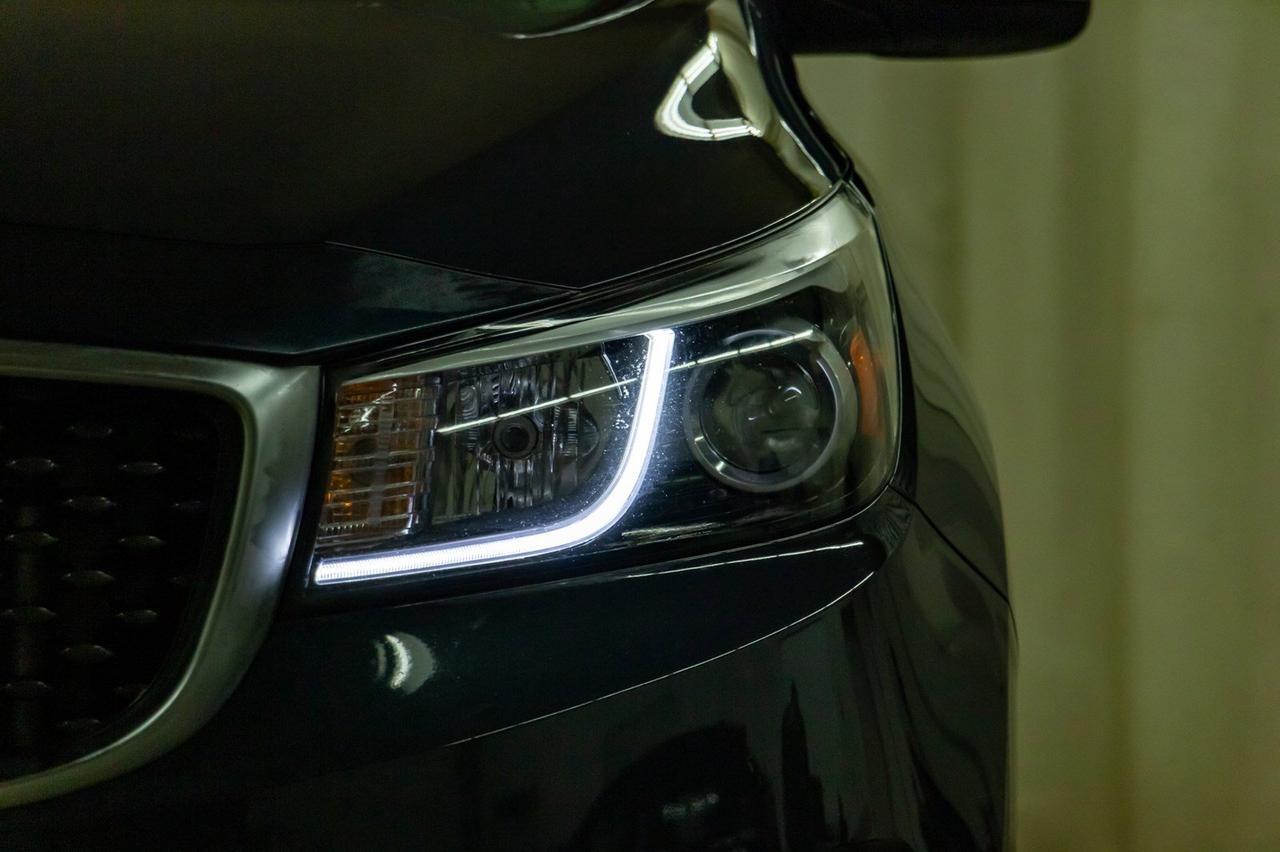 2017 Kia Sedona LX BCam Red Deer AB