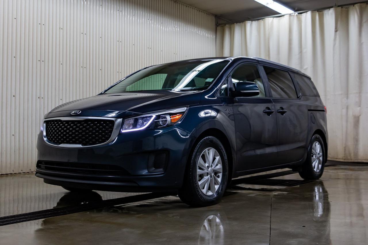 2017 Kia Sedona LX BCam Red Deer AB