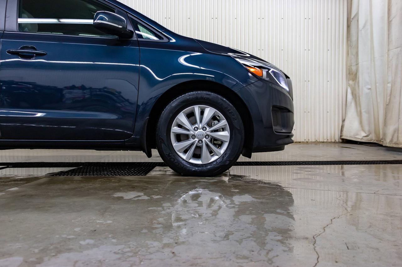 2017 Kia Sedona LX BCam Red Deer AB