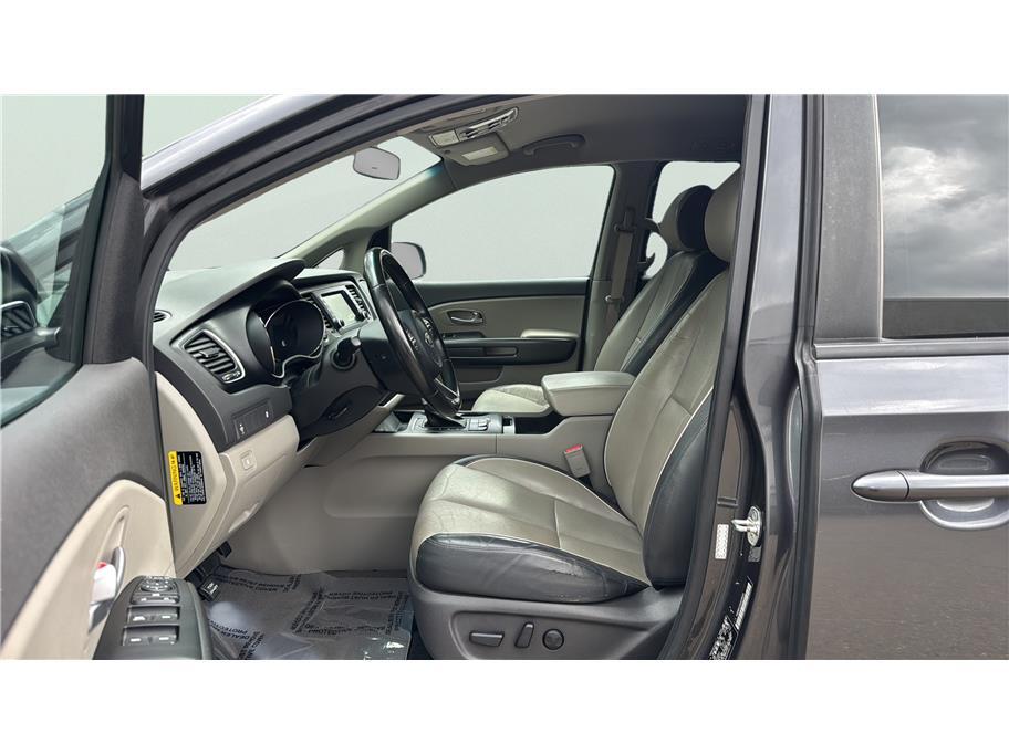 2017 Kia Sedona LX Minivan 4D Folsom CA