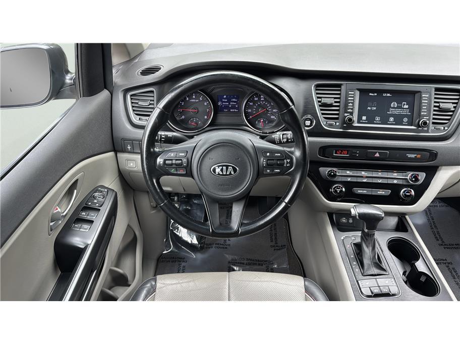 2017 Kia Sedona LX Minivan 4D Folsom CA