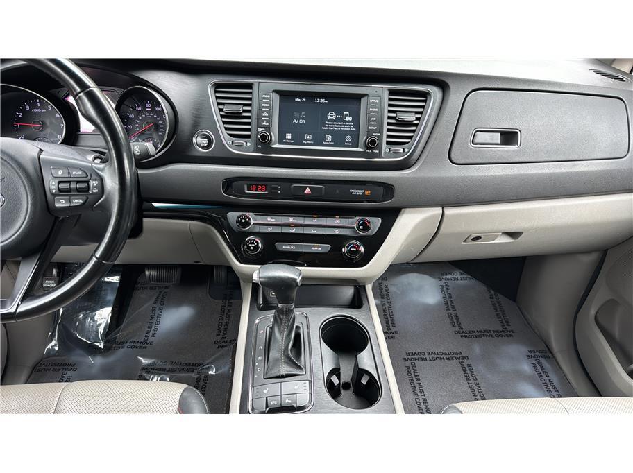 2017 Kia Sedona LX Minivan 4D Folsom CA
