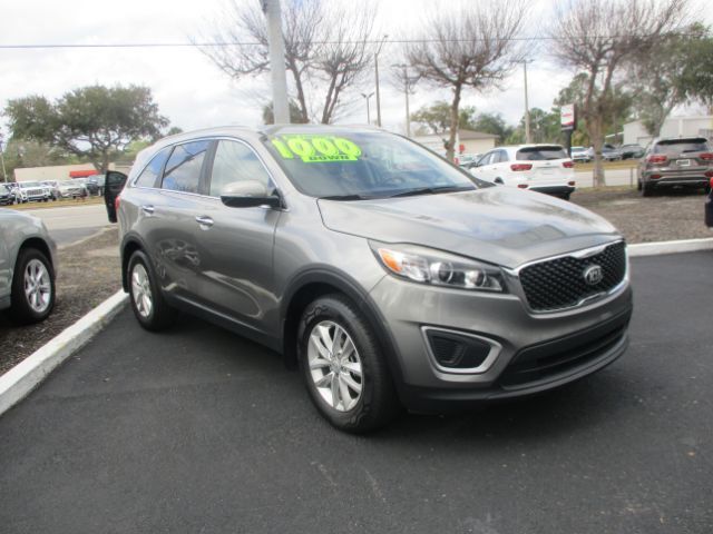 2017 Kia Sorento 2.4L LX