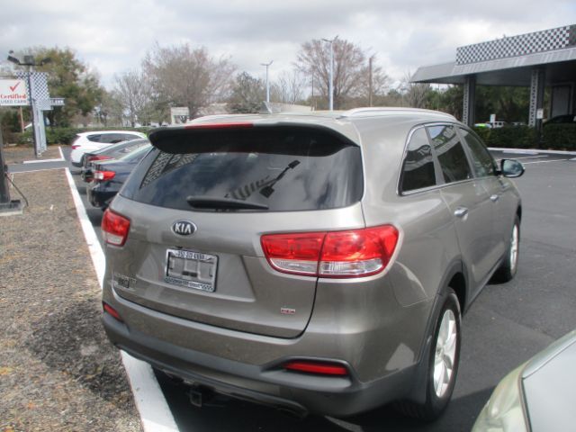 2017 Kia Sorento 2.4L LX