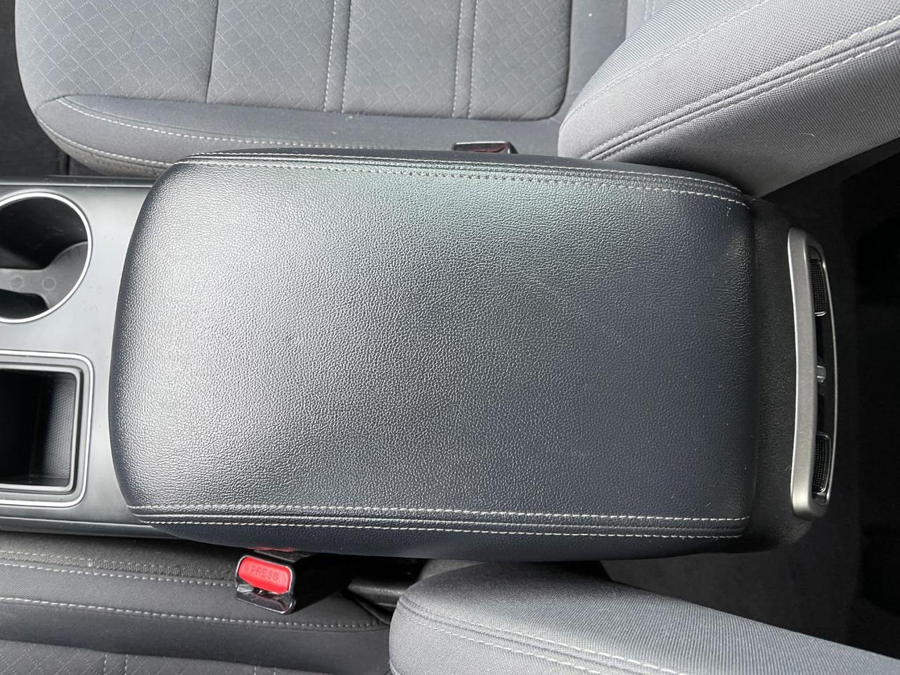 2017 Kia Sorento 2.4L LX Hayden ID