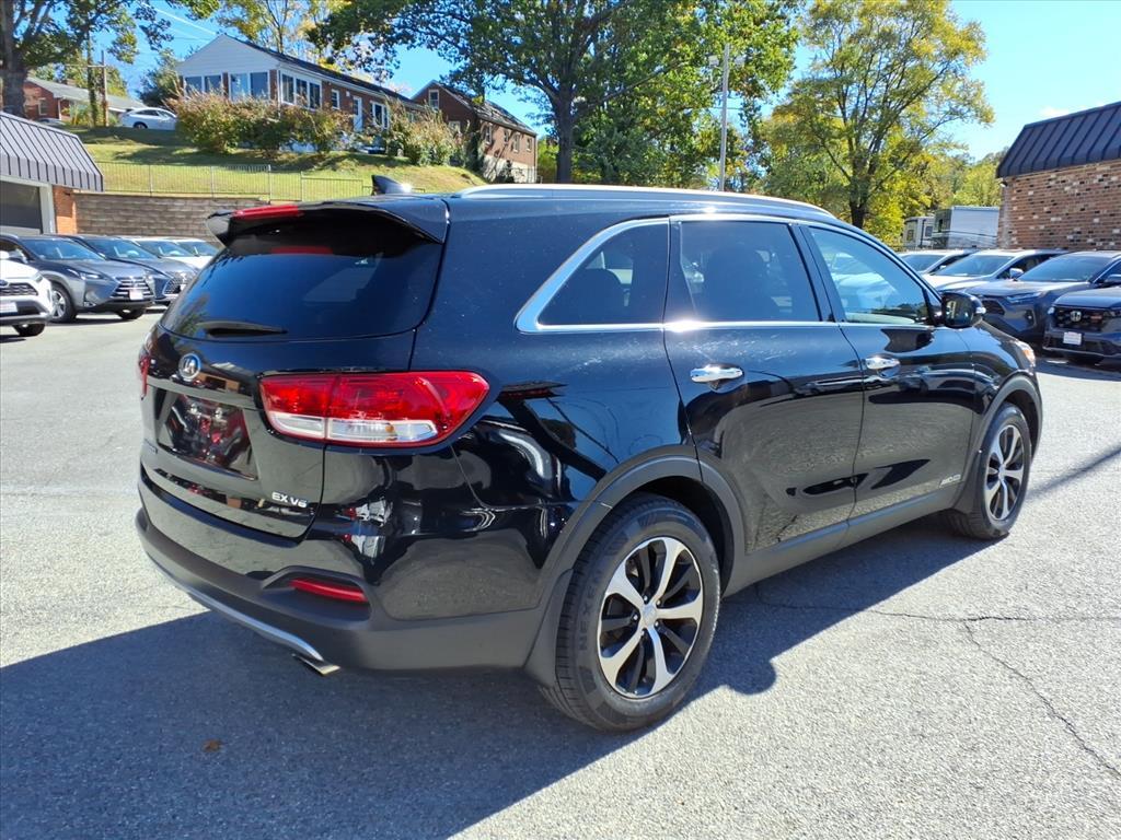 2017 Kia Sorento EX V6