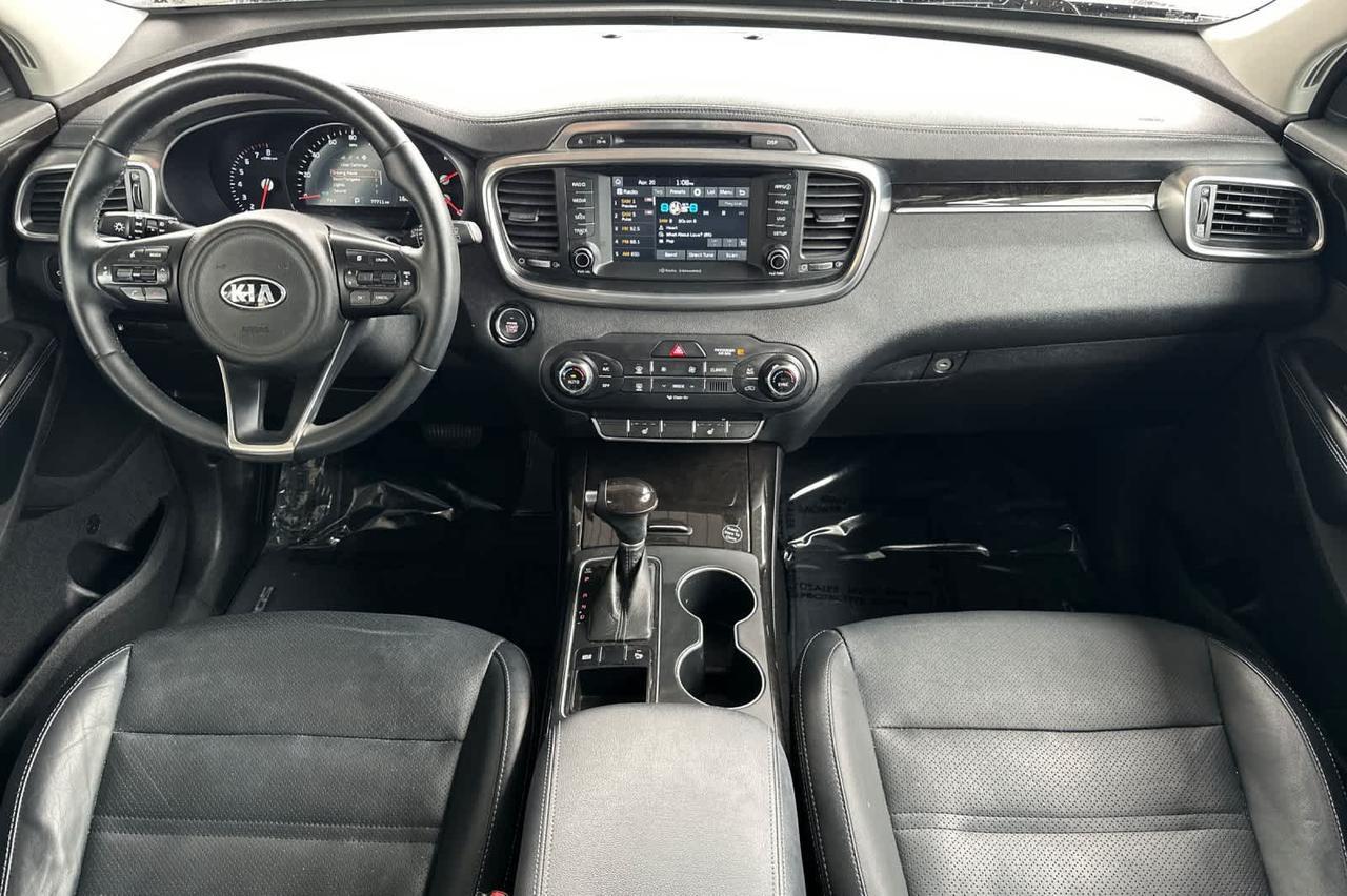 2017 Kia Sorento EX V6