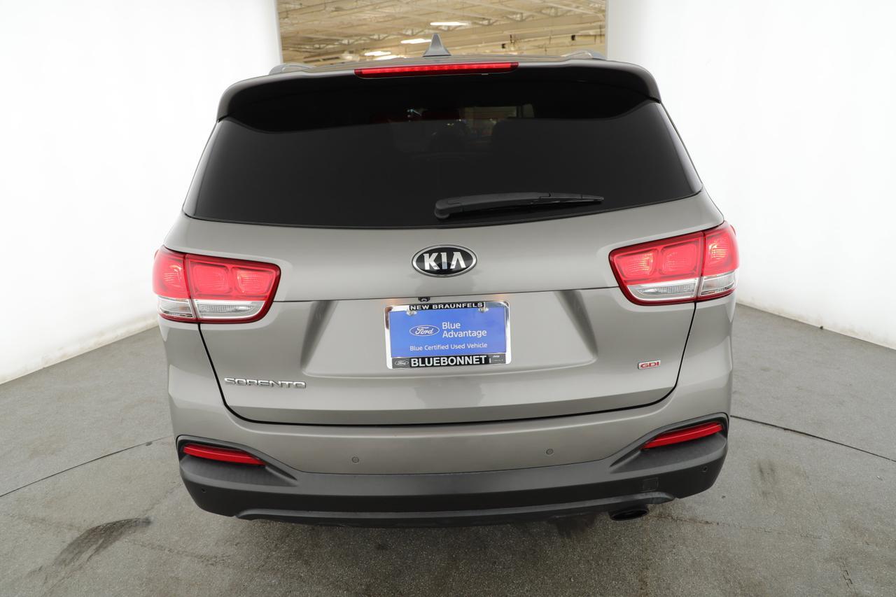 2017 Kia Sorento LX New Braunfels TX