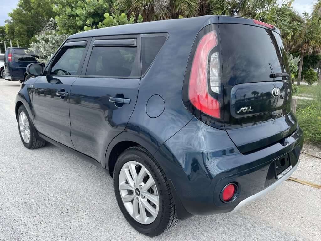 2017 Kia Soul +~AUDIO PACKAGE~BLUETOOTH~CRASH SENSORS~DRIVER ASSISTANCE PACKAGE~PREMIUM SOUND SYSTEM~PUSH-BUTTON START Sarasota FL