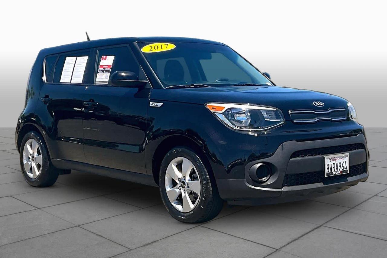 2017 Kia Soul Base