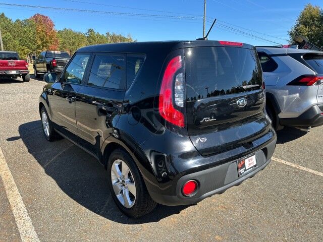 2017 Kia Soul Base