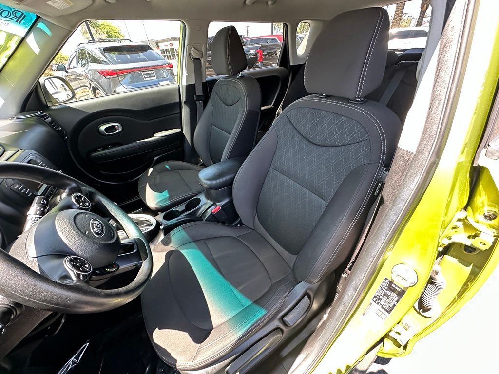 2017 Kia Soul Base