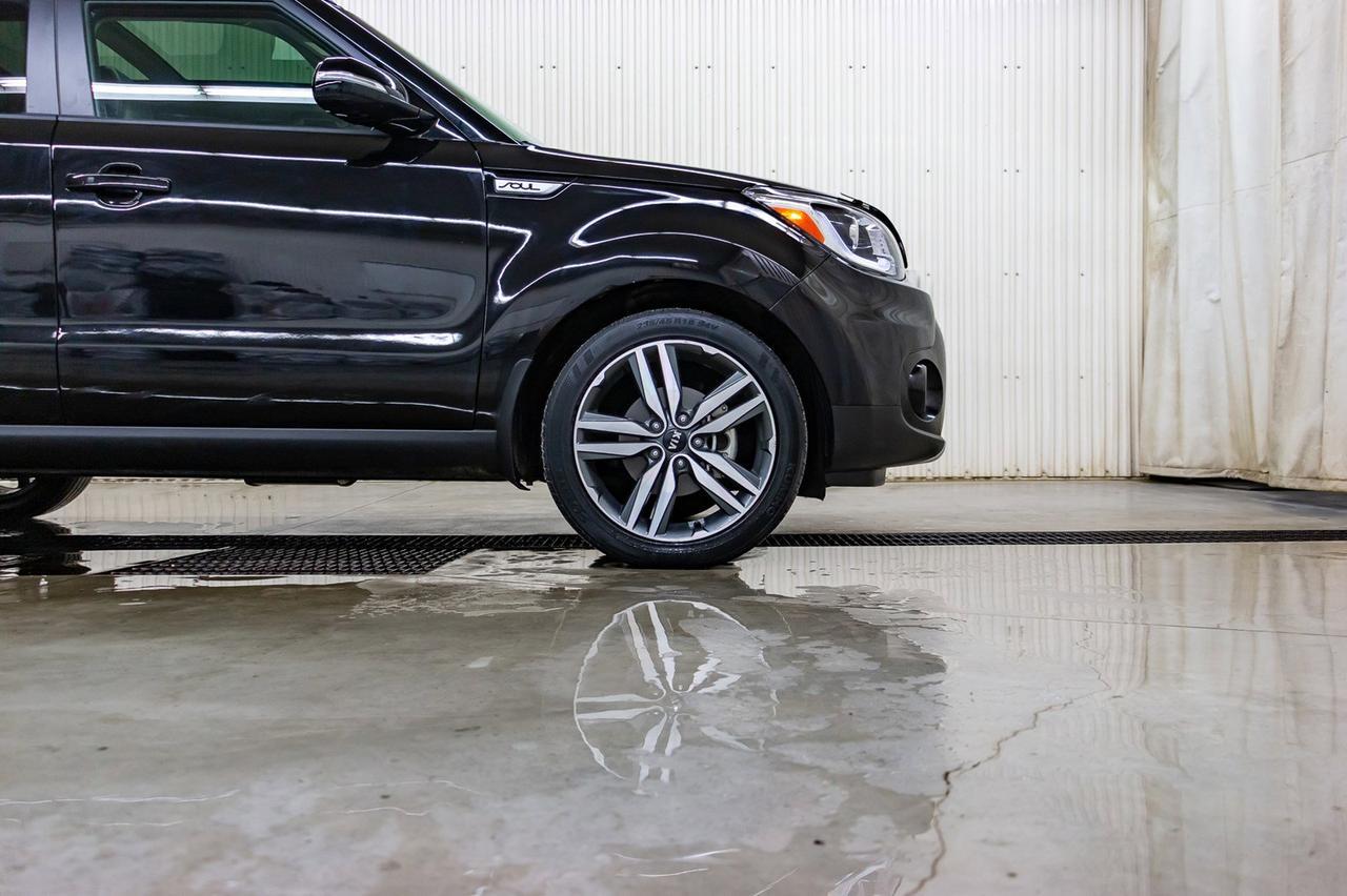 2017 Kia Soul EX + Leather Roof Nav Red Deer AB