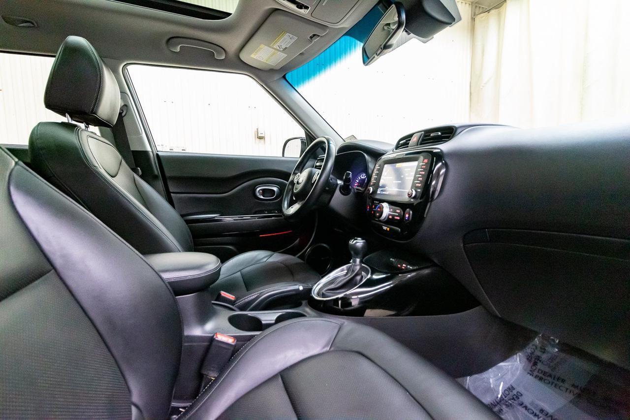 2017 Kia Soul EX + Leather Roof Nav Red Deer AB
