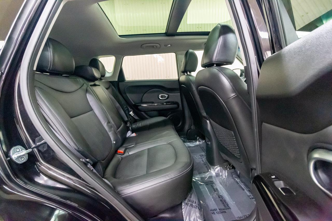2017 Kia Soul EX + Leather Roof Nav Red Deer AB