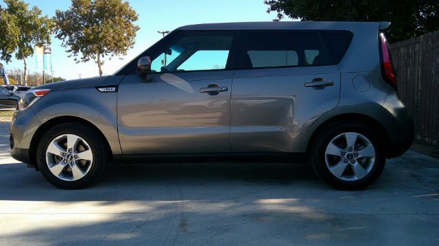 2017 Kia Soul GREY San Antonio TX