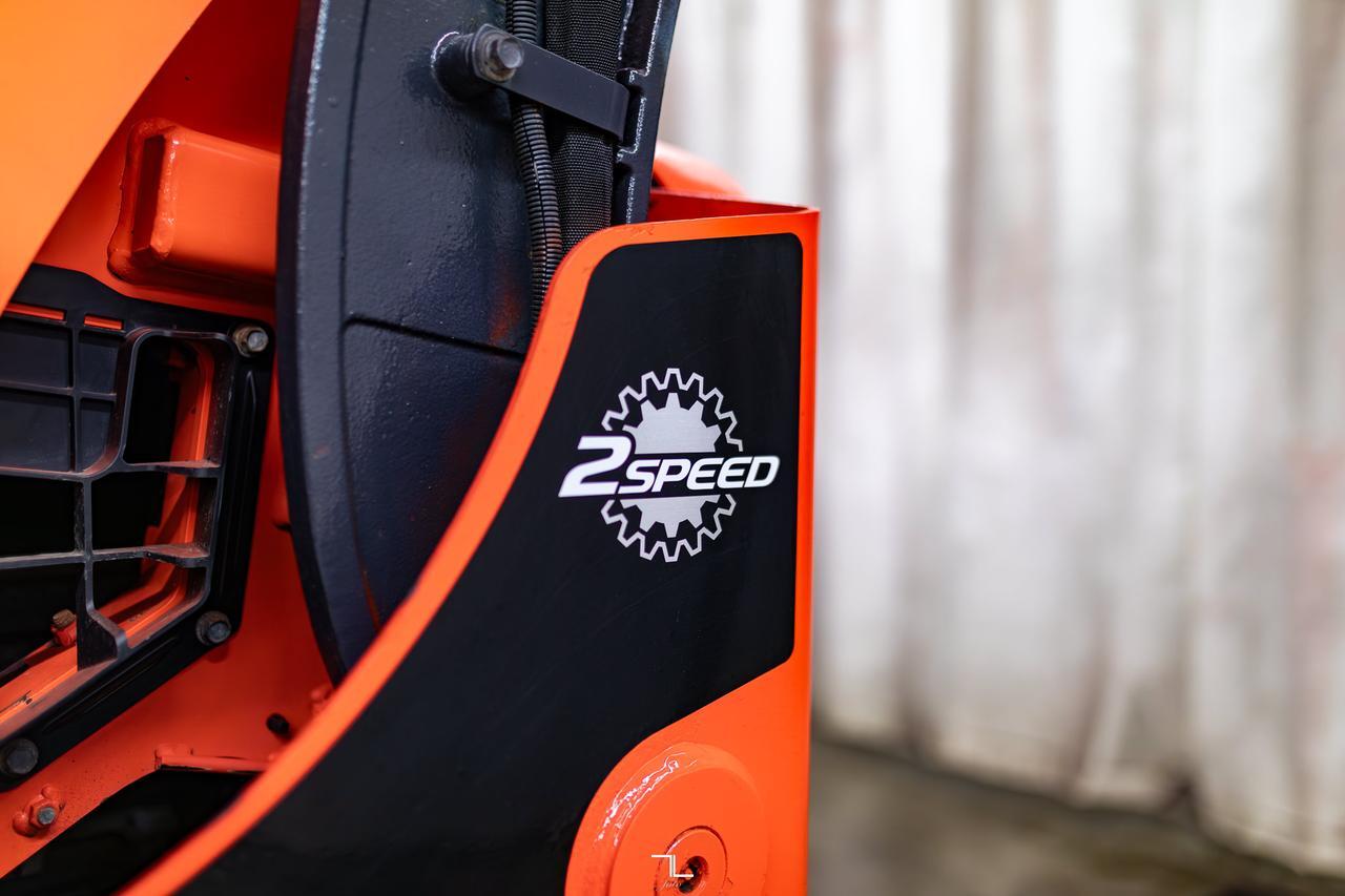 2017 Kubota SSV75 Skid Steer Loader Bucket Diesel Red Deer AB