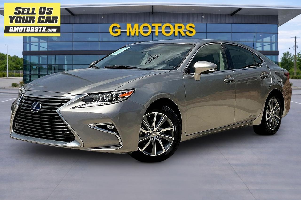 Silver 2017 Lexus ES Hybrid Sedan Front-Wheel Drive
