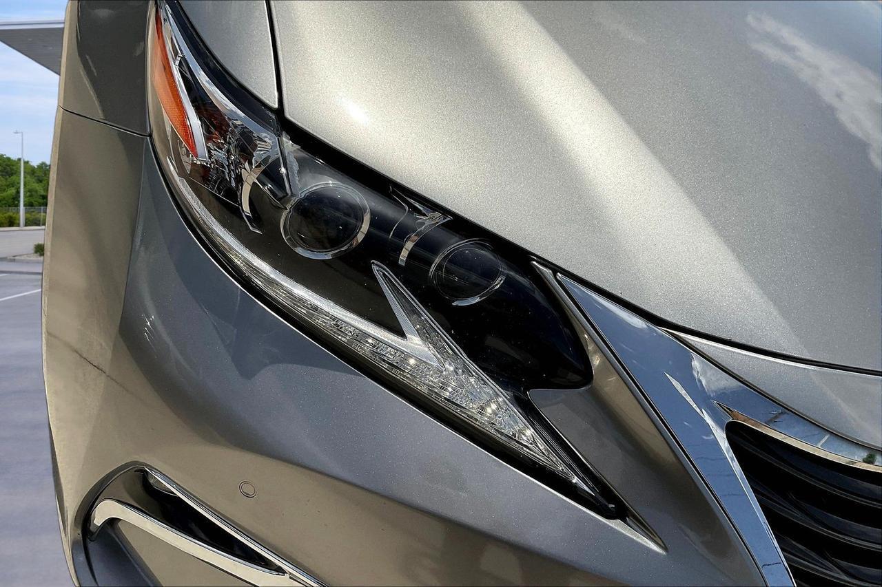 2017 LEXUS ES 300H Houston TX