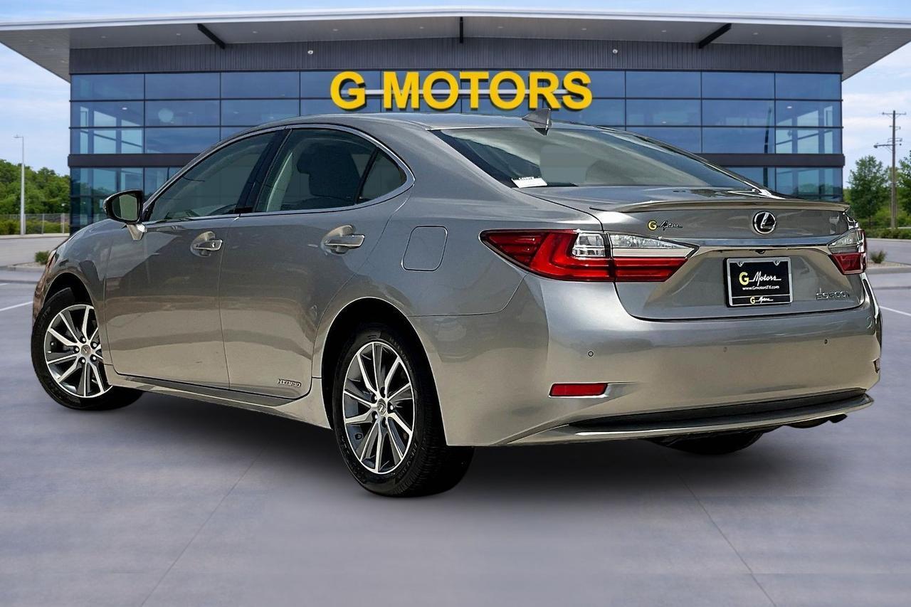 2017 LEXUS ES 300H Houston TX