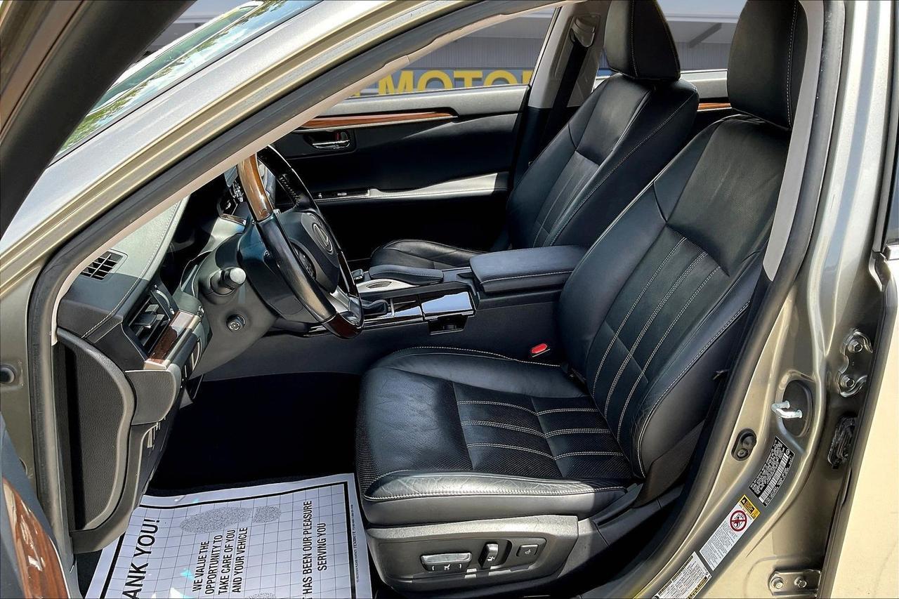 2017 LEXUS ES 300H Houston TX